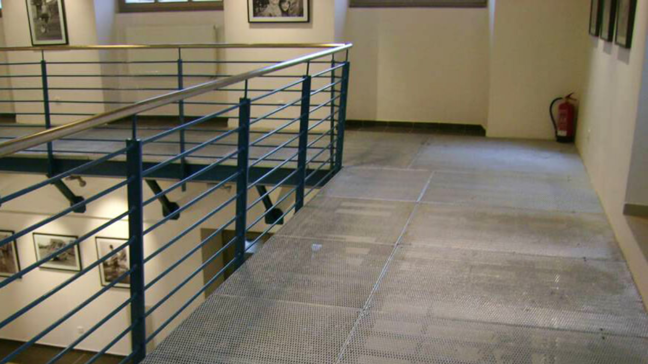 How to Differentiate Pioneer Metal Flooring Tiles Manufacturer