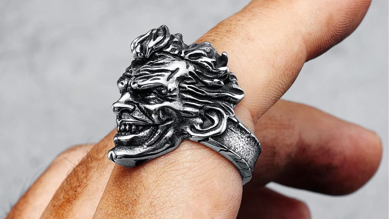 Marketing Tips for Selling Mask Punk Biker Rings in Retail